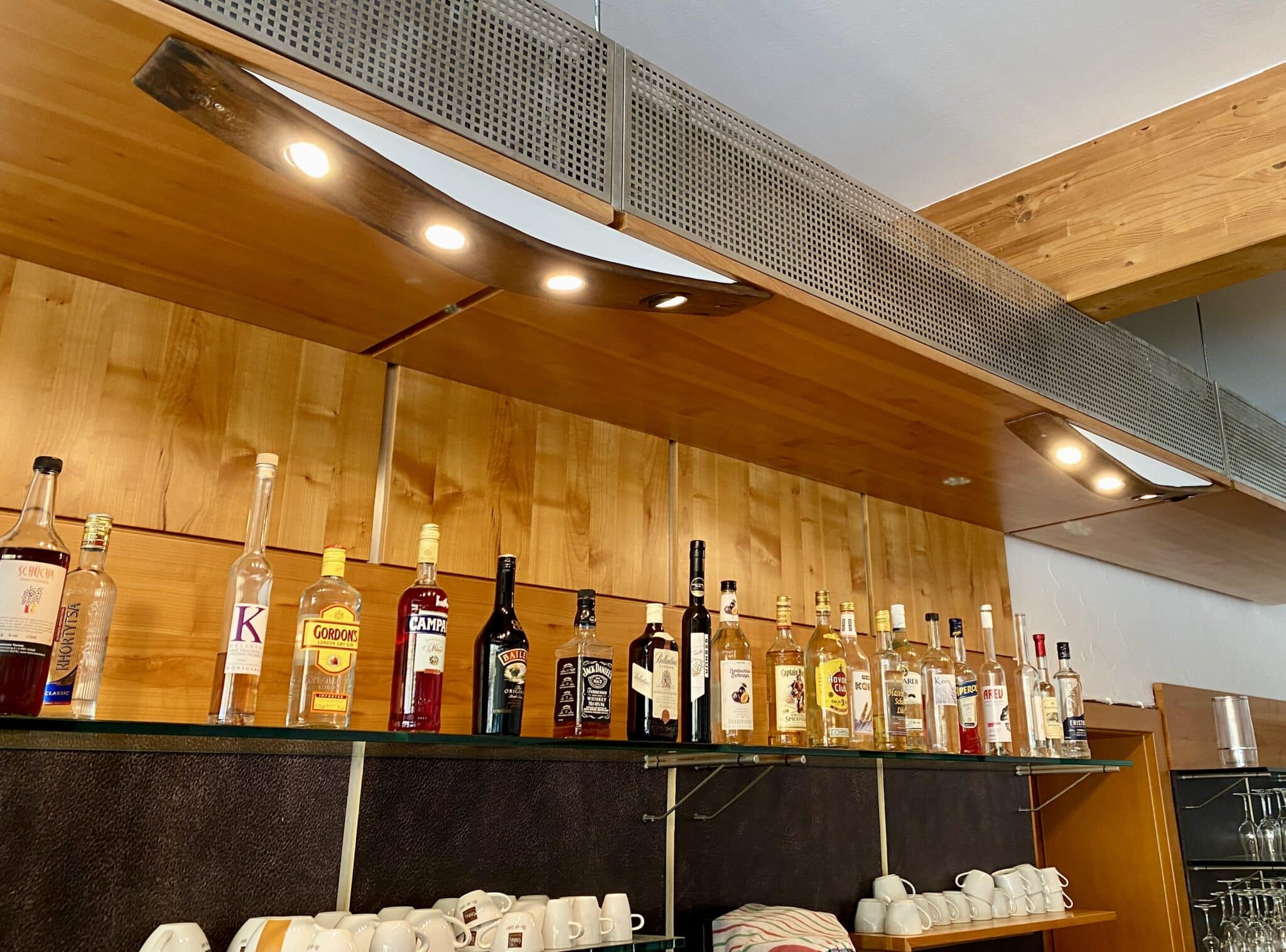 Deckenleuchte mit LED Spots schwenkbar, Spots in der Farbe schwarz oder silber matt