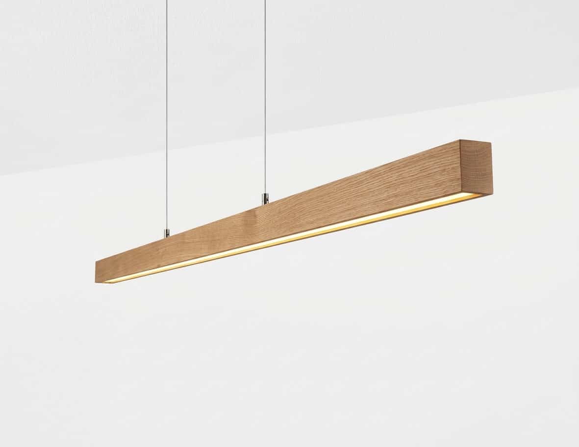 Eichenholzlampe, Eichenholzleuchte, dimmbare Esstischleuchte mit indirektem Licht ohne Stromkabel, Designerleuchte, Hochwertige Leuchte, Manufakturleuchte, Hängeleuchte ohne Stromkabel, Kochinsel Beleuchtung, Hängeleuchte aus Holz, Pendelleuchte, Hoche Leuchtkraft, Hoher CRI / Ra Wert, dimmbare Pendelleuchte, Pendellampe mit indirektem Licht und dimmbar, Handgefertigte Leuchten